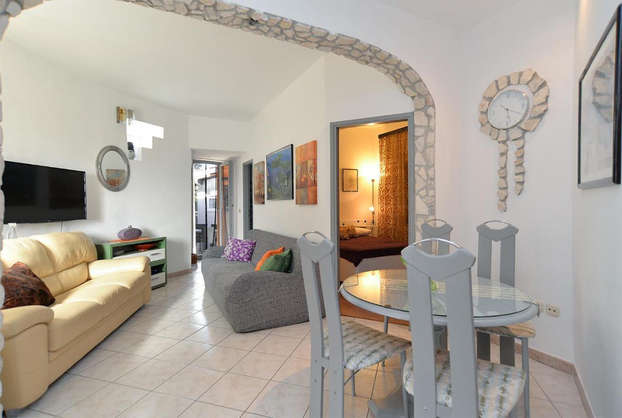 Apartments Jadranka 1279 Pomer Εξωτερικό φωτογραφία