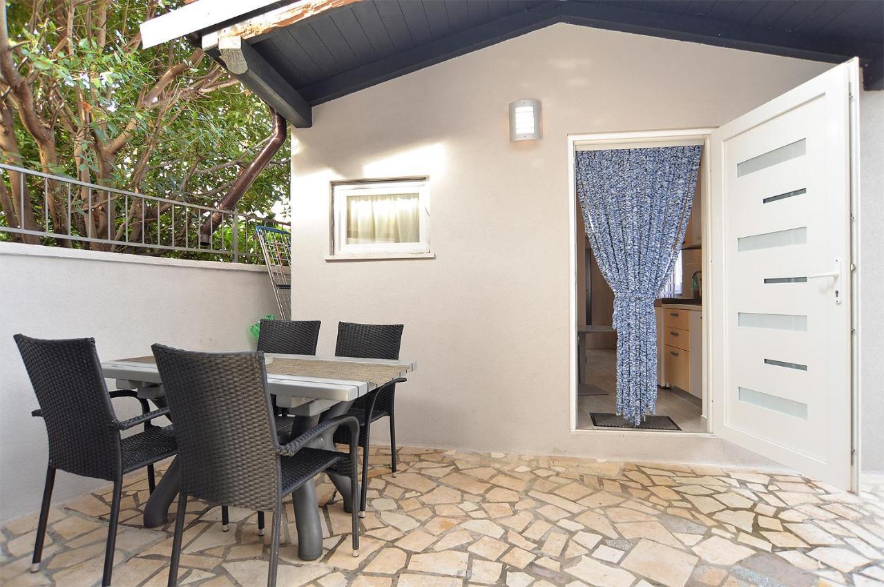 Apartments Jadranka 1279 Pomer Εξωτερικό φωτογραφία