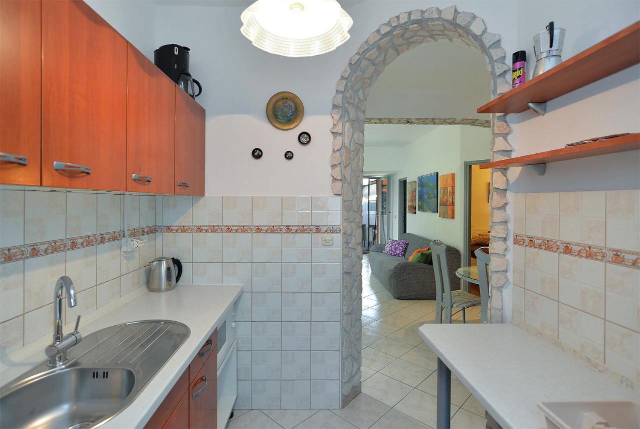 Apartments Jadranka 1279 Pomer Εξωτερικό φωτογραφία