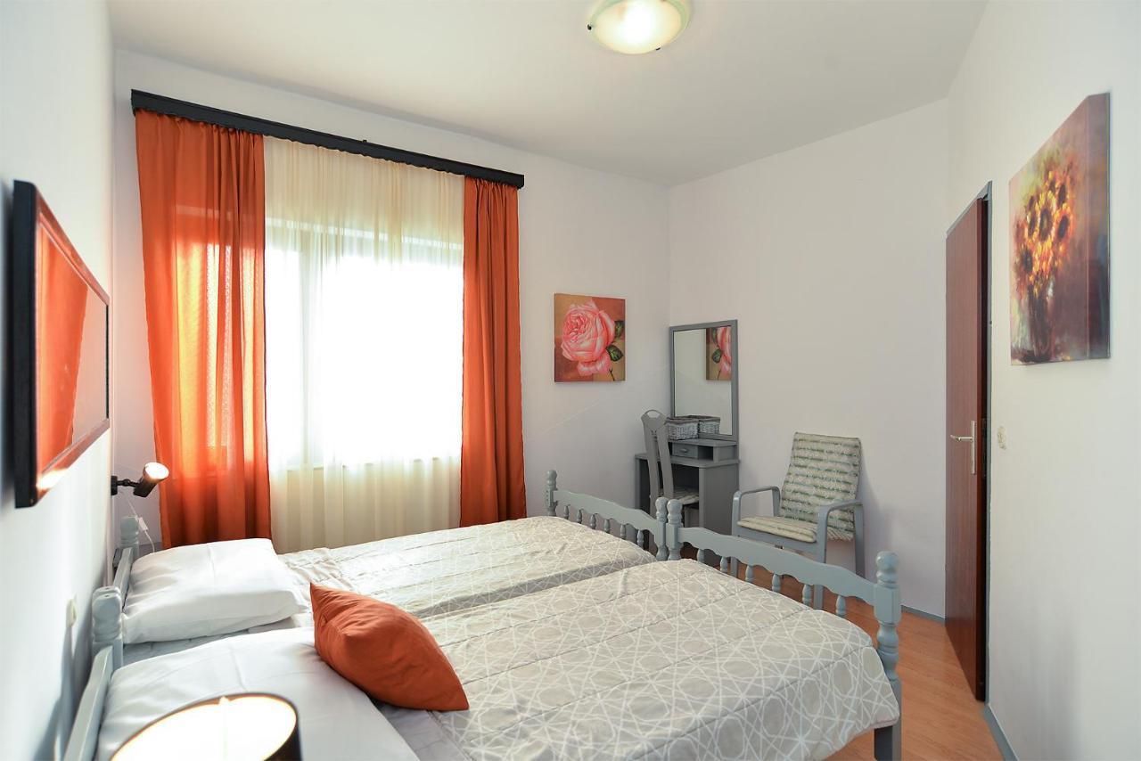 Apartments Jadranka 1279 Pomer Εξωτερικό φωτογραφία