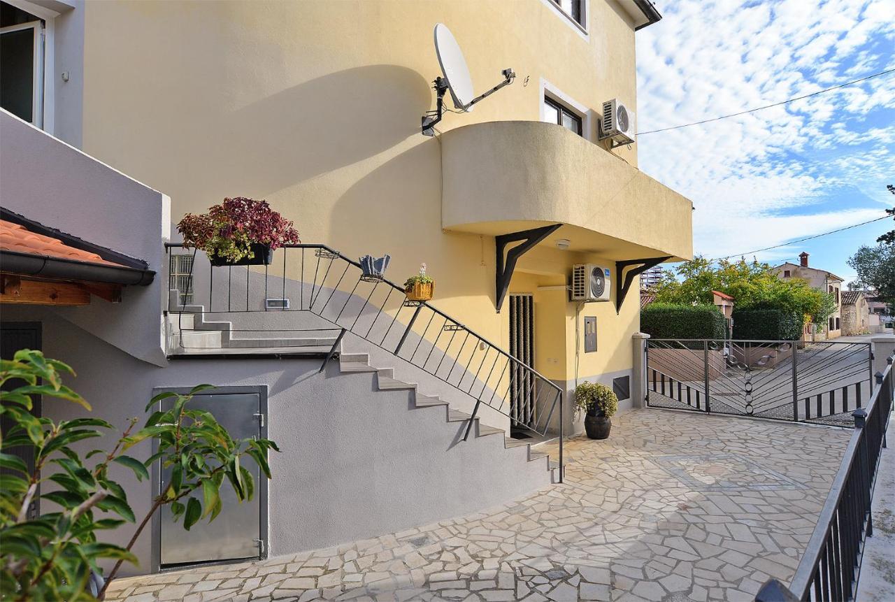 Apartments Jadranka 1279 Pomer Εξωτερικό φωτογραφία