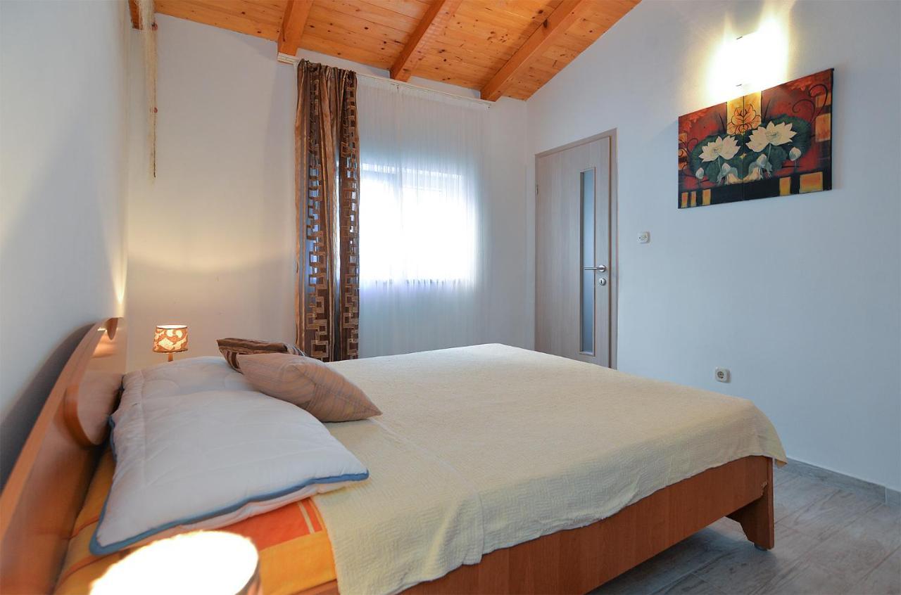 Apartments Jadranka 1279 Pomer Εξωτερικό φωτογραφία