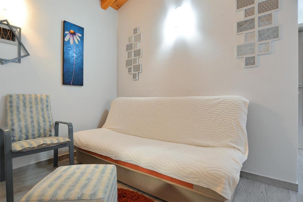 Apartments Jadranka 1279 Pomer Εξωτερικό φωτογραφία